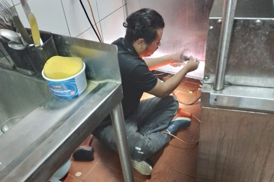 reparación de refrigeradores taller de refrigeración en san jose taller de refrigeracion en heredia taller de refrigeracion en cartago tecnico de refrigeración (7)